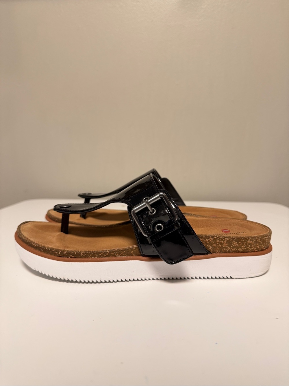 Clarks Elayne Step Black Patent Leather Sandals Women’s US 8.5 UK 6 EU 39.5